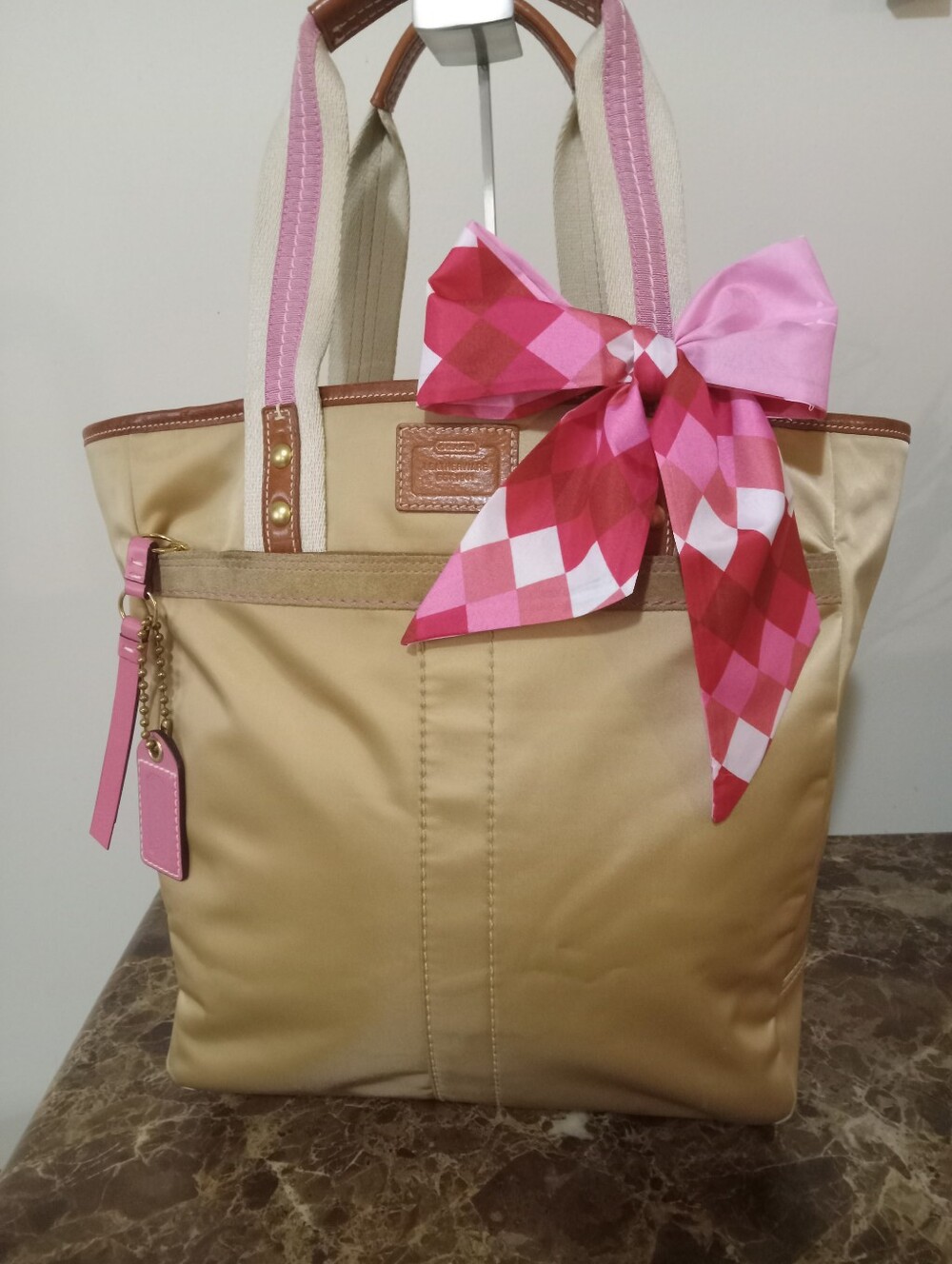 Coach 06 Hampton Satin/Leather EUC